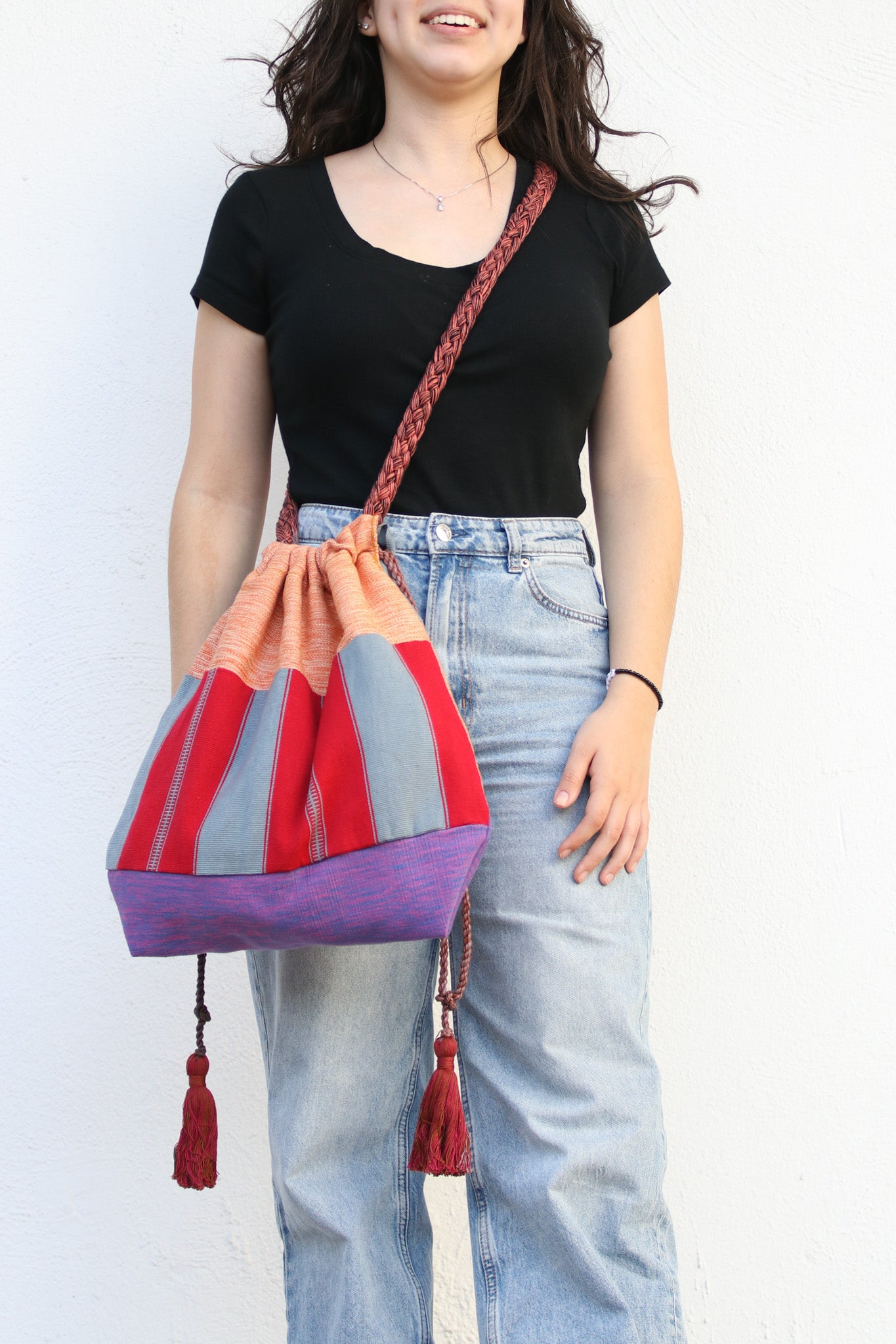 BLUE BAG WITH RED