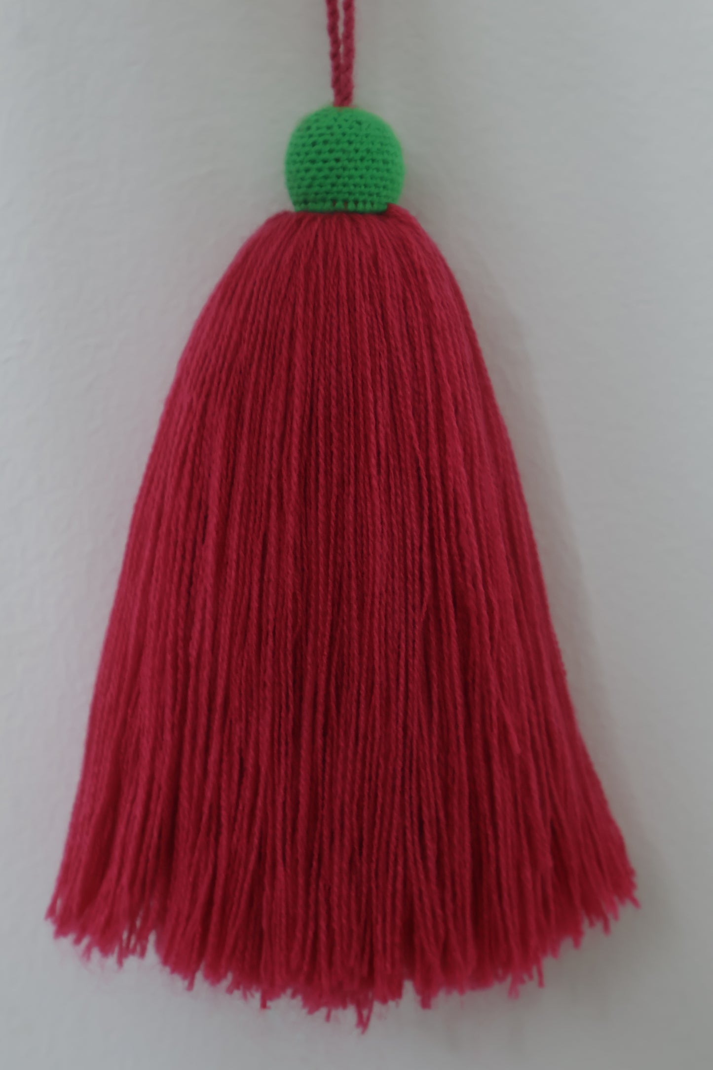 PINK TASSEL WITH GREEN TIP