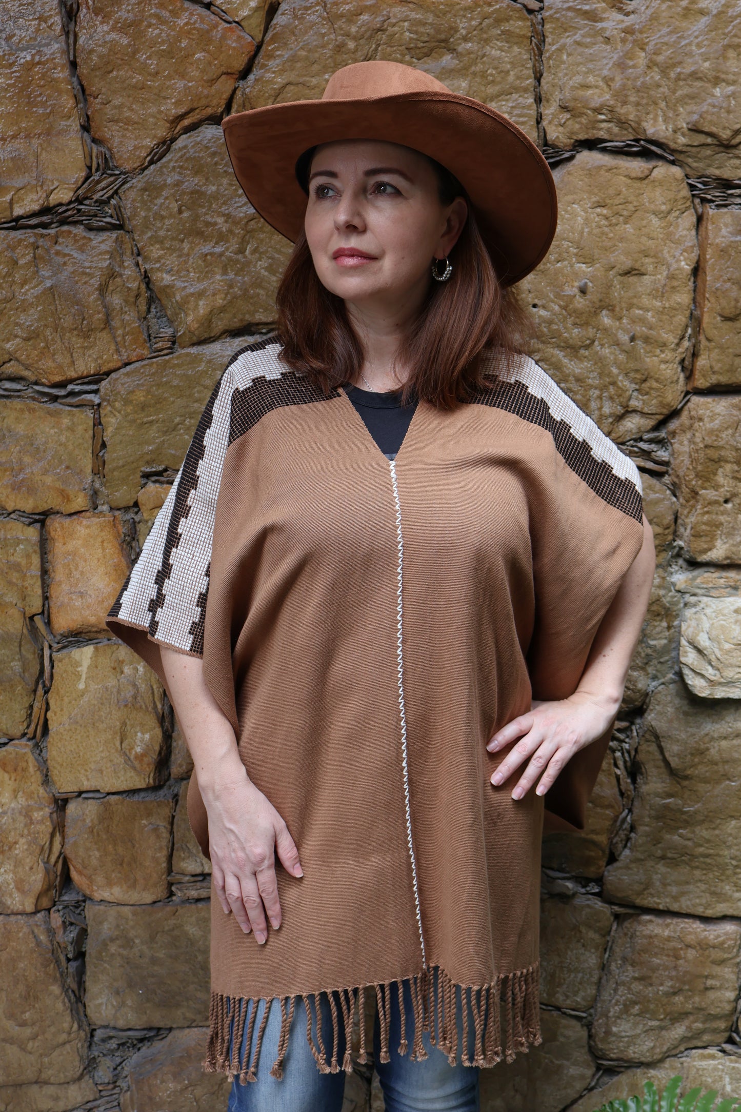 BROWN AND WHITE PONCHO