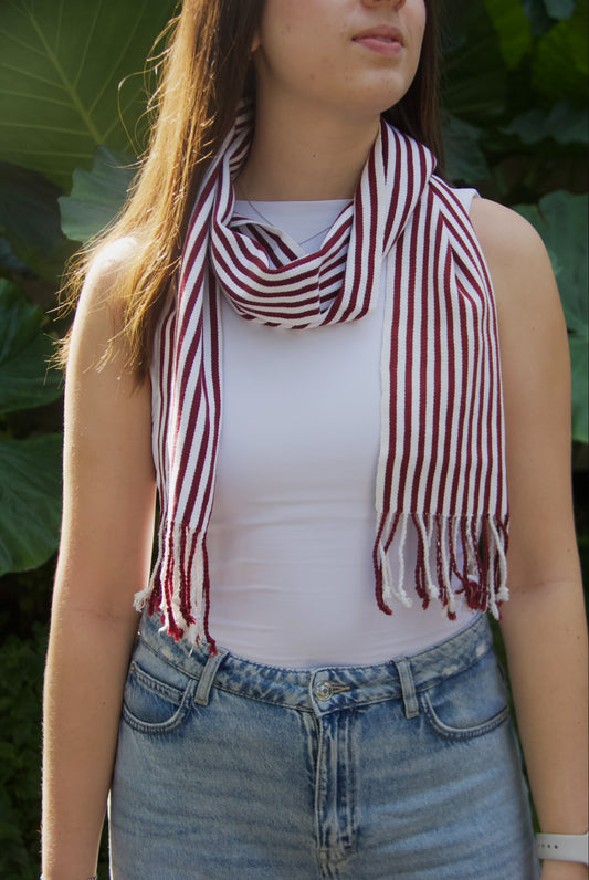 WHITE SCARF WITH RED STRIPES