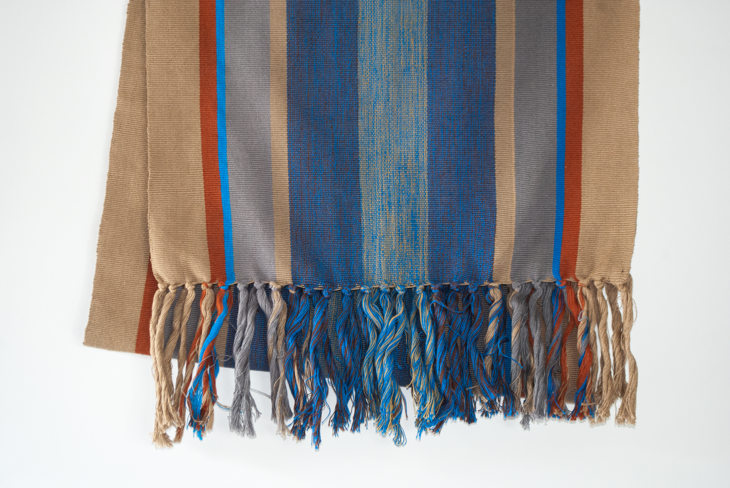 TABLE RUNNER WITH BROWN AND BLUE COLORS