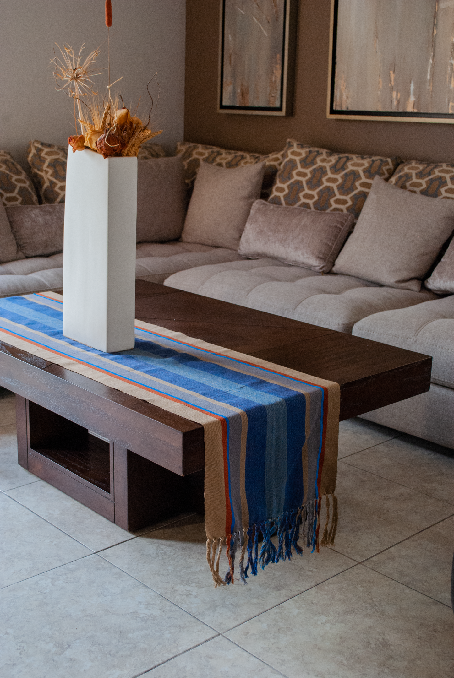 TABLE RUNNER WITH BROWN AND BLUE COLORS