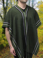 PONCHO VERDE CON ORILLA NEGRA Y GRIS