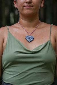 COLLAR CORAZON CON LISTON ROSA