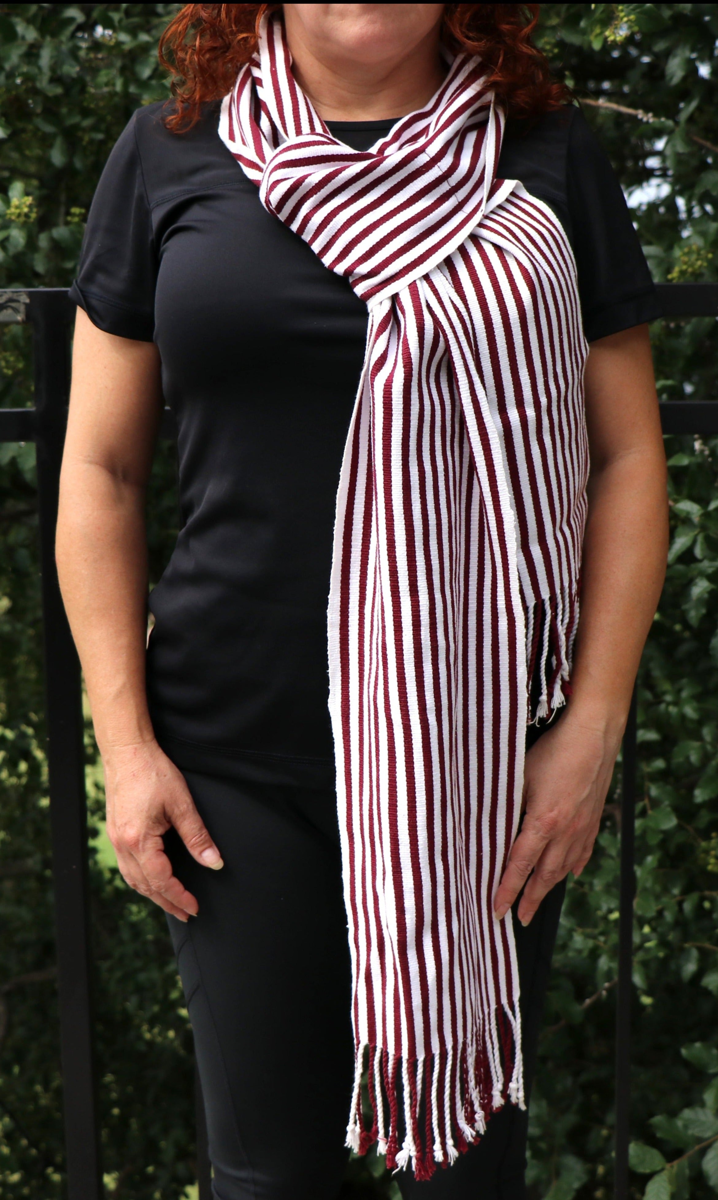 WHITE SCARF WITH RED STRIPES