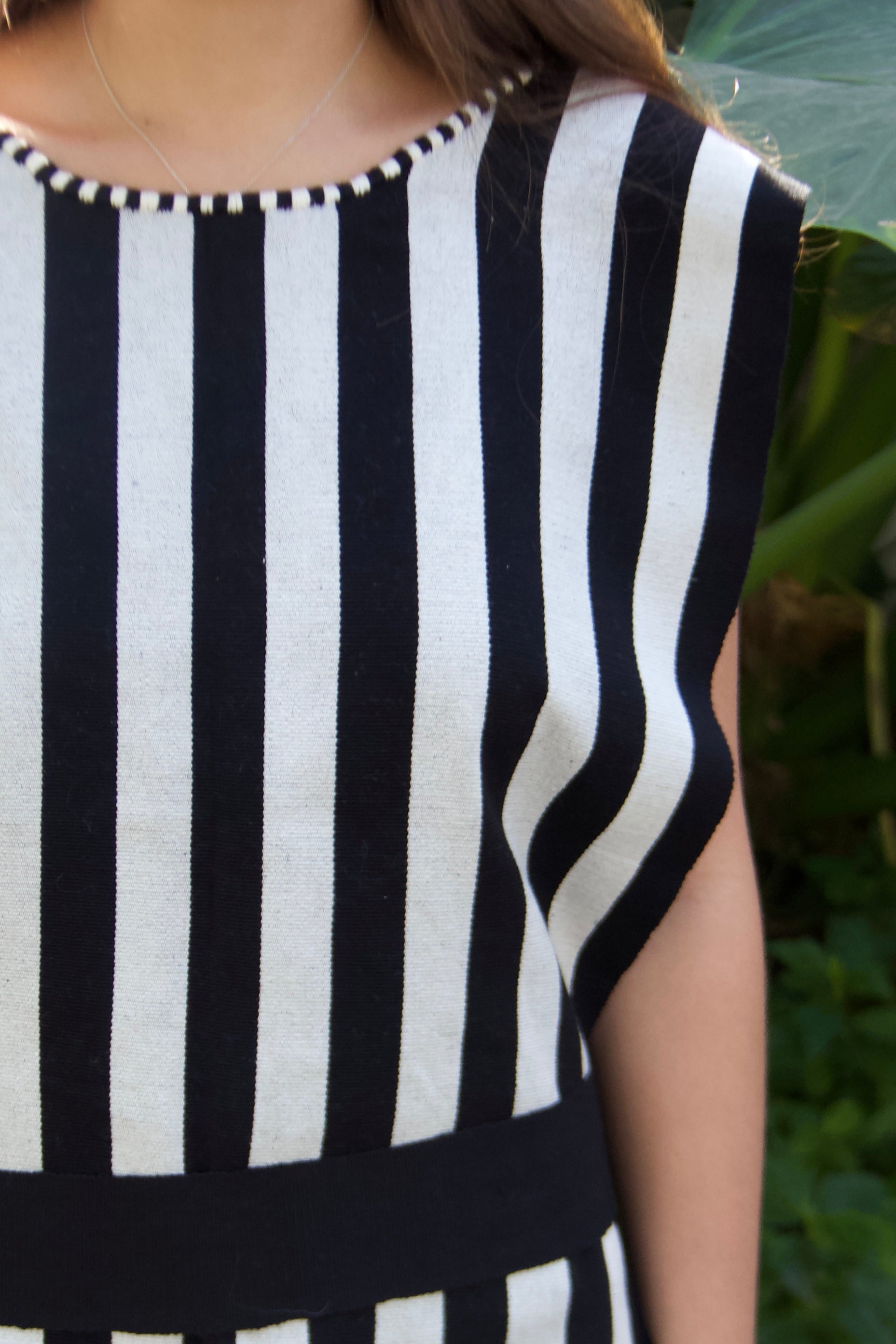 BLACK AND WHITE VEST